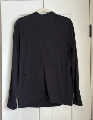 Lululemon UniSex Black Zip Up thumbnail 1