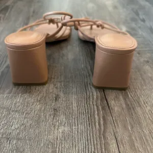 Marc Fisher Sandals Heels thumbnail 5