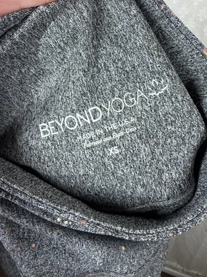Beyond Yoga Grey Metallic Alloy Speckled Ombré High Rise‎ Leggings thumbnail 5