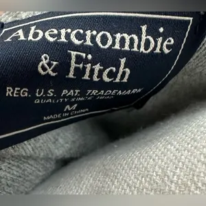 Abercrombie & Fitch sz medium gray top thumbnail 4