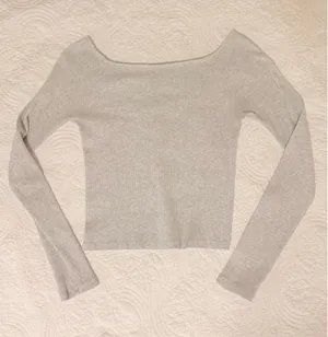 brandy melville long sleeve top grey thumbnail 1