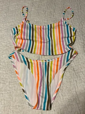 Xhilaration Two piece bathing suit thumbnail 1