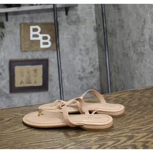 On 34th Womens Galinaa Thong Flat Sandals Brown Patent 5.5M thumbnail 2