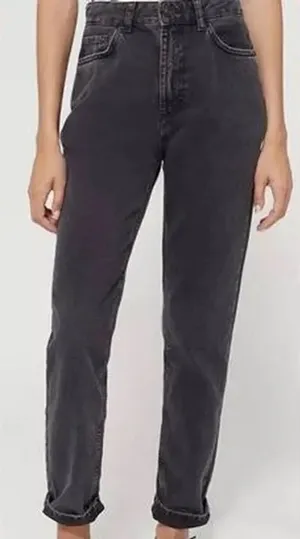 Urban Outfitters BDG High Waist Faded Black Mom Jeans Straight Leg Size 26 thumbnail 1