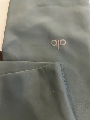 ALO Yoga High-Rise Leggings thumbnail 3