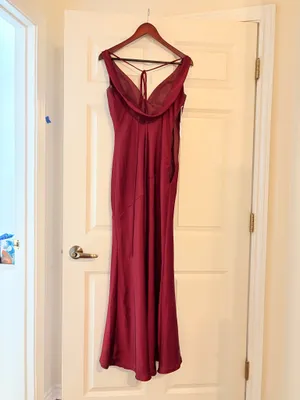 Amazon Red Formal Gown thumbnail 2