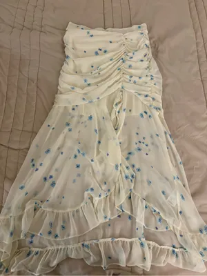 Flynn Skye White Floral Ruffled Skirt thumbnail 1