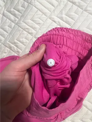Lululemon Hotty Hot Shorts 2.5" thumbnail 4