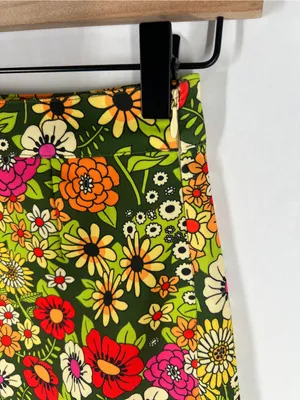 Sugar Thrillz Modern Love Floral Mini Skirt Green Retro 70s XS thumbnail 5