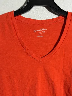 Universal Thread Women Short Sleeve V-Neck Tee Orange size XS thumbnail 3