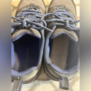 Columbia Womens Gray and Blue Hiking Shoes 8.5, waterproof, preloved worn 2X thumbnail 8