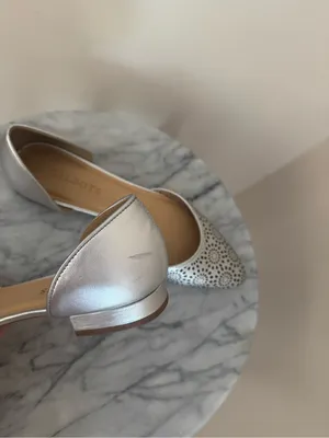 Talbots Leather D’Orsay Flats Women’s Size 7 Silver Perforated Pointed Toe thumbnail 9