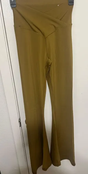 Aerie Offline Súper Flare Leggings thumbnail 1