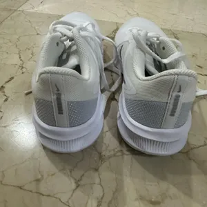 Nike Sneakers thumbnail 3