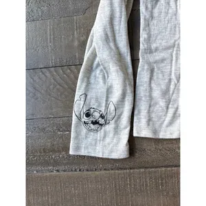 Disney Women's‎ "Ohana Means Family" Gary peek a boo shoulder tee size Large thumbnail 6
