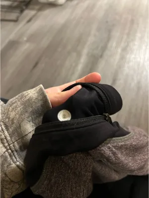 Lululemon Shorts thumbnail 3