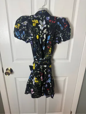 Alice + Olivia Cora Mini Shirt Dress in Twisting Vines Black XS thumbnail 7