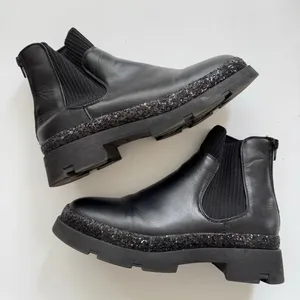 Steve Madden Boots Womens 5 M Black Jrobinn Chelsea Ankle Faux Leather Pull On thumbnail 2