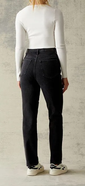 black dad jeans thumbnail 2