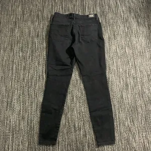 Levi's Mid Rise Skinny Jeans Black Size 6 thumbnail 2