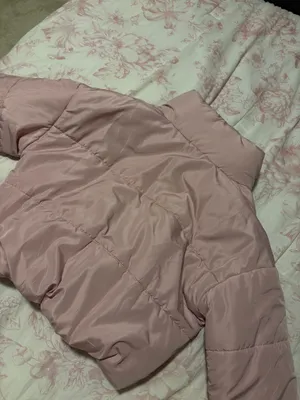 cropped pink puffer jacket amazon thumbnail 5
