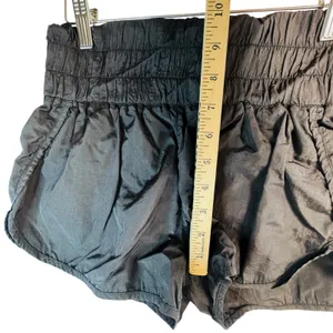 Revival‎ Black High Waist Athletic Shorts Women's Small Lightweight Nylon thumbnail 7