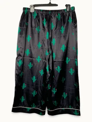 Women’s XL Cactus Pajama Set 2 Piece Satin Short Sleeve Wide Leg Capri PJs thumbnail 9