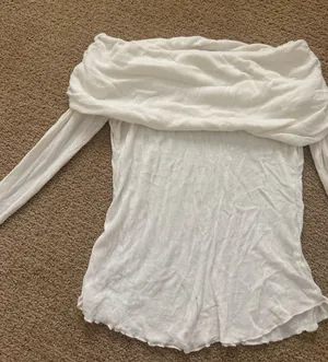 ZARA Sweater Top Crop off shoulder  thumbnail 1