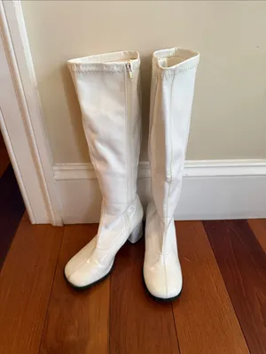 Funtasma Size 6 White Vegan Patent Knee-High Block Heel Gogo Boots thumbnail 2