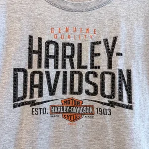 Harley-Davidson Graphic‎ T-Shirt Gray Excellent Studded Las Vegas Women Medium thumbnail 2