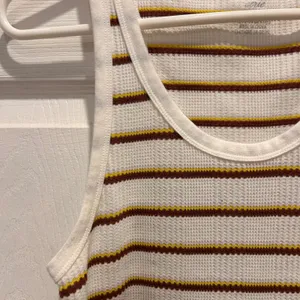 Aerie Striped Thermal Tank Top‎ Size L White Brown Yellow Purple Ribbed Knit thumbnail 2