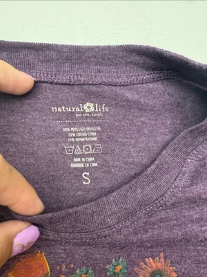 NATURAL LIFE size small Plum Short Sleeve Tee graphic Colorful Floral Print thumbnail 2