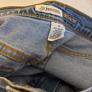 St. John’s Bay Mid Rise Ankle Crop Stretch Boot Flare Denim Jeans Blue Womens 12 thumbnail 5