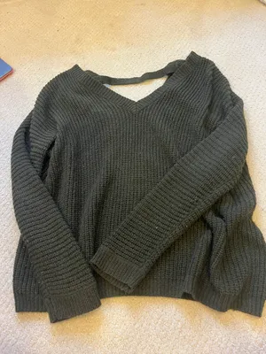 Green Sweater thumbnail 2