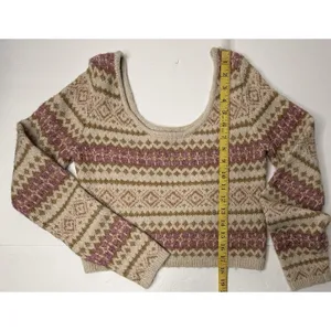 American Eagle AE Whoa So Soft Sz M Fair Isle Sweater Pink Cropped Boho Cozy New thumbnail 3