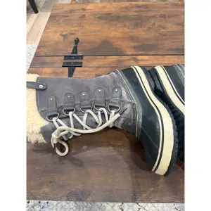 Sorel Joan of Arctic Boots Women 7 Gray Black Waterproof Faux Fur Winter‎ Snow thumbnail 5