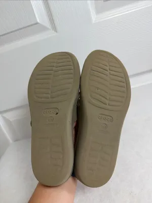 Women's Crocs Swiftwater Beige Slip On Size 8 thumbnail 9