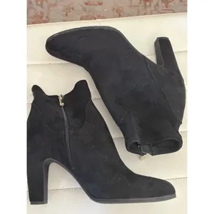 Sam‎ Edelman Womens Black Suede Block Heel Ankle Booties Size 9.5M thumbnail 4