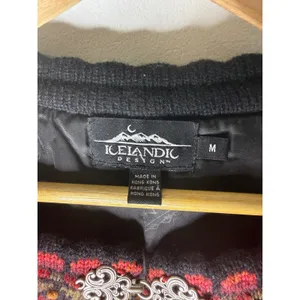 Icelandic Design Red Nordic Wool Cardigan Metal Clasp Sweater Womens Medium thumbnail 5