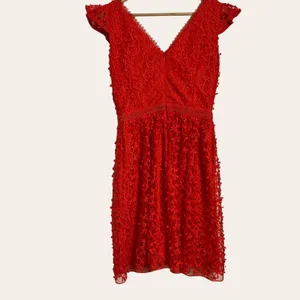 Reiss Abrianna Red Lace V-Neck Cap Sleeve Cocktail Dress Size 4 thumbnail 7