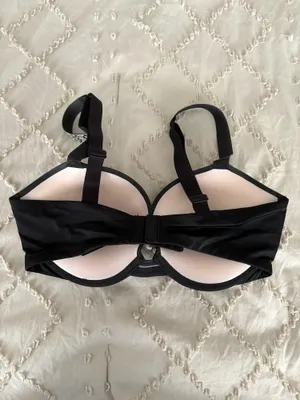 Victoria's Secret Bra thumbnail 2