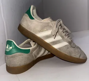 Adidas Gazelle Streetwear Bold Cream White Green Beige Shoes Sneakers Size 8.5 thumbnail 1