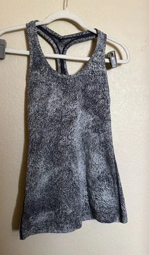 Lululemon Cool Racerback II Size 8‎ In Luon Spray Jacquard White Black Tank Top thumbnail 1