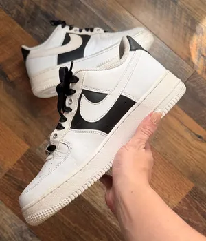Nike Air Force 1 Low '07 PRM white black sneakers shoes mens 7.5 women’s 9 thumbnail 1