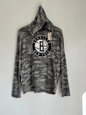 Tailgate Brooklyn Nets Soft Gray Camo Hooded Sweater Size S thumbnail 6
