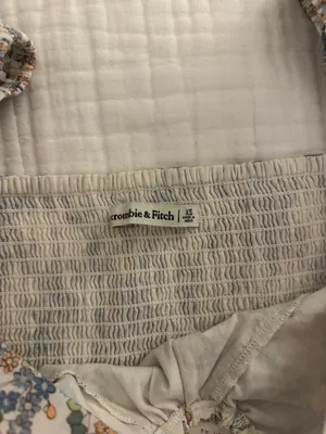 Abercrombie Cropped Floral Blouse thumbnail 4