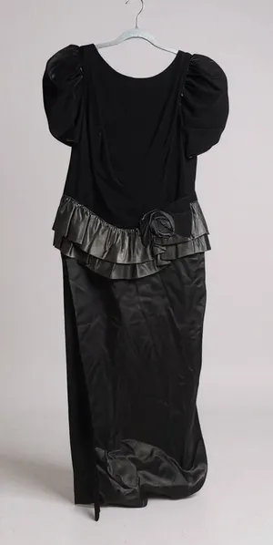 Vintage 1980s Black Velvet Evening Gown Puff Sleeve Ruffle‎ Skirt Formal Dress thumbnail 1