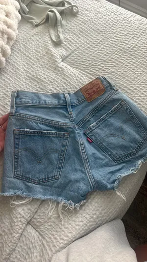 Levis jean shorts  thumbnail 3