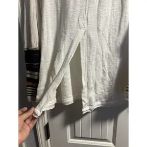 Free People Knit Top Medium‎ Cream Raw Hem Boho Striped Sleeve Relaxed Fit thumbnail 7