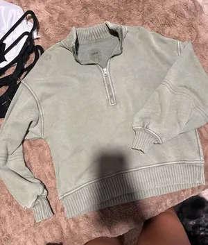 Aerie Sweatshirt thumbnail 1
